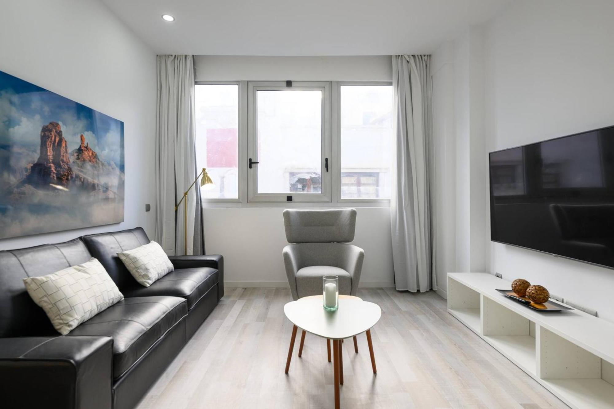 Stylish Near Old Town *